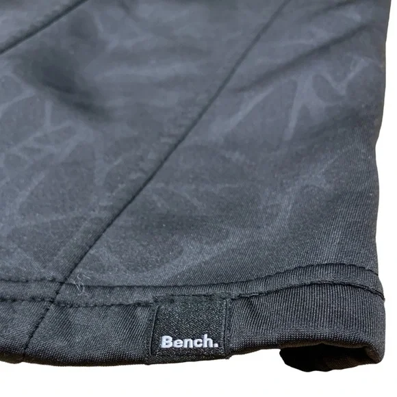 Bench Jacket - Picture 3 of 7